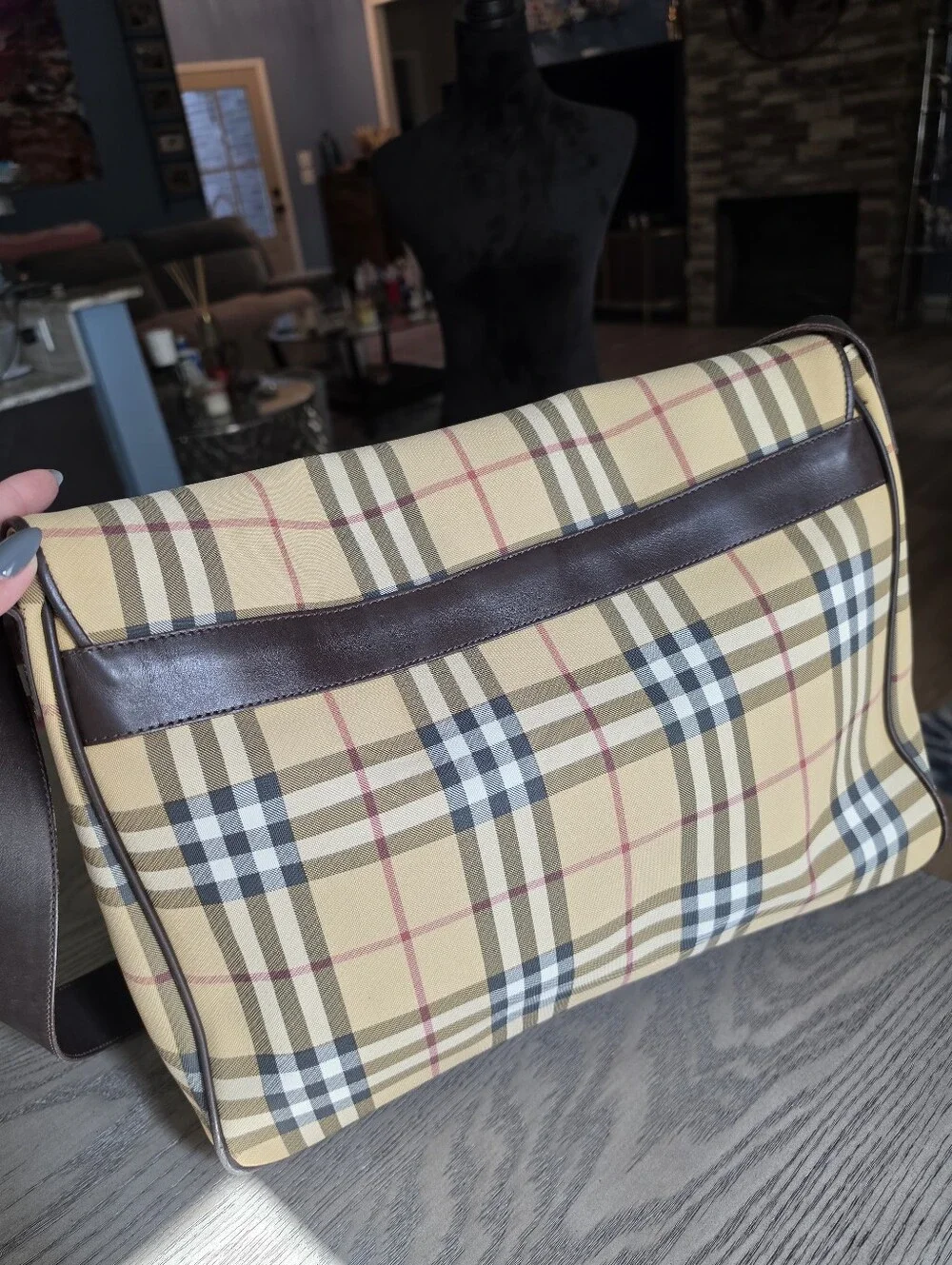 Authentic Burberry Classic Plaid Messenger Bag in Beige with Brown Leather Trim